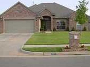 1617 Napa Valley Rd, Edmond, OK 73013