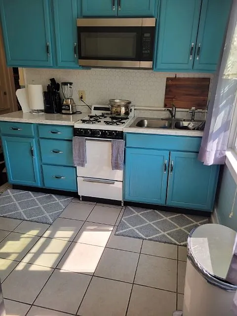 Eastern Pkwy — Photo 2