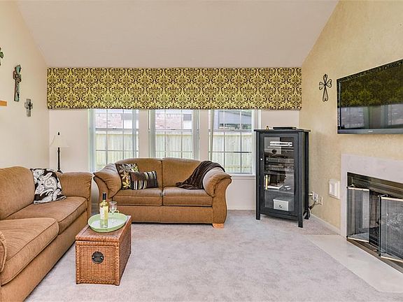 5th image of 805 Wisdom Dr