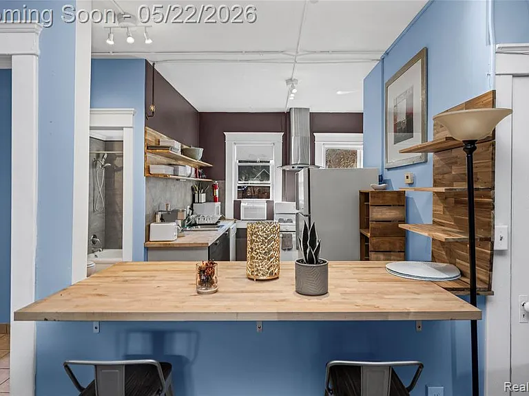 211 N Main St #1 — Photo 13