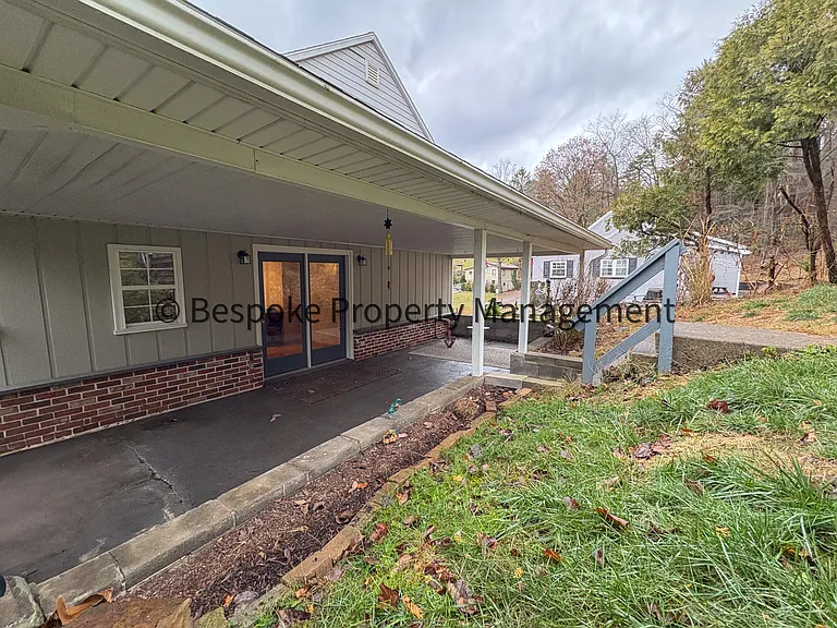 1205 Lowell St — Photo 13