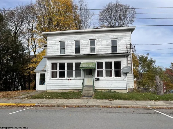 105 E High St, Kingwood, WV 26537