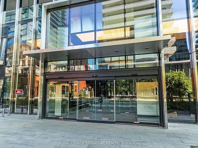 55 Charles St E #3302 — Photo 3