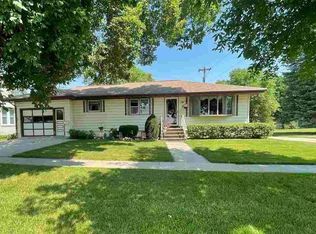515 3rd St, Beemer, NE 68716