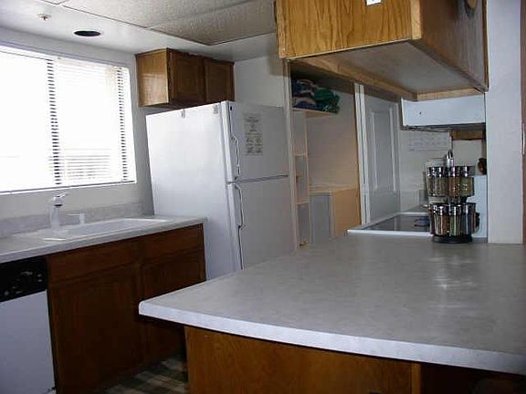 2nd image of 3031 N CIVIC CENTER Place #328