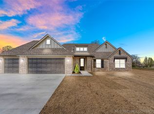 24532 S Eliza Dr, Claremore, OK 74017