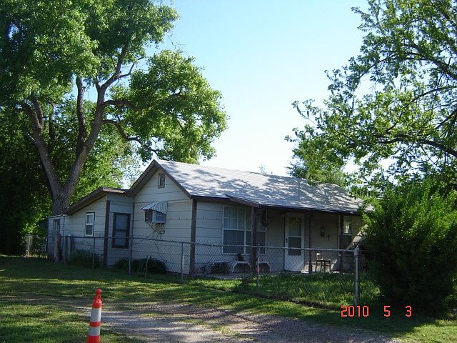 1st image of 813 SE 51st St