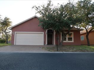 401 Inverrary Dr #19, Rockport, TX 78382