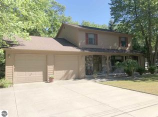 100 Frosh Dr, West Branch, MI 48661