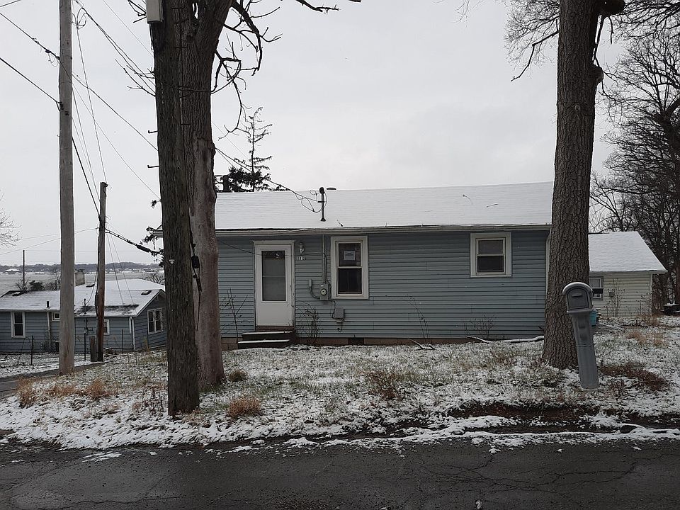 1st image of 13120 Morse St