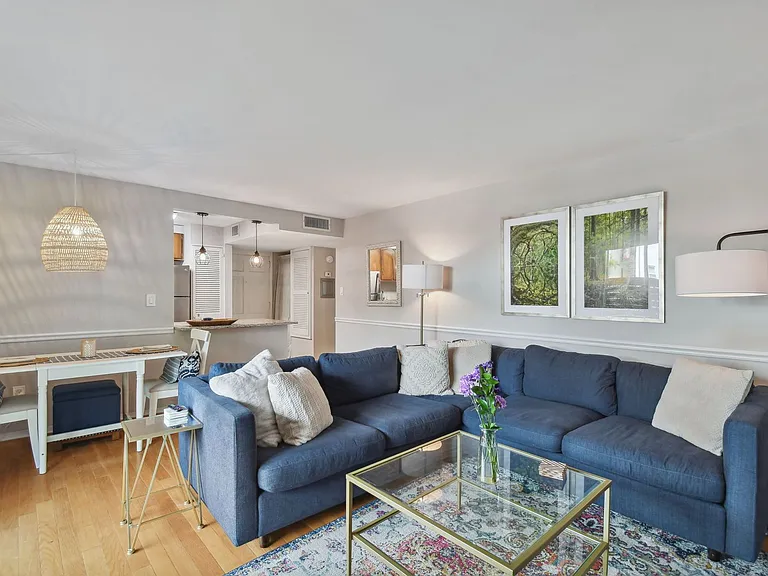 Great Location - SOUTH TAMPA - SOHO / Hyde Park Area — Photo 12