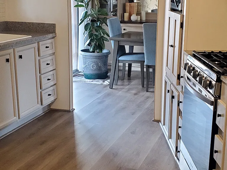 735 Sunshine Ln — Photo 18