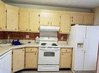 806 Pine Ridge Rd, Sanford, FL 32773