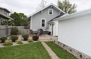 2nd image of 313 E 10th St
