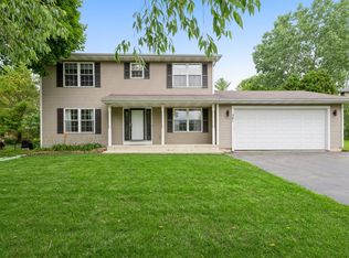 361 Creekside Ln, Antioch, IL