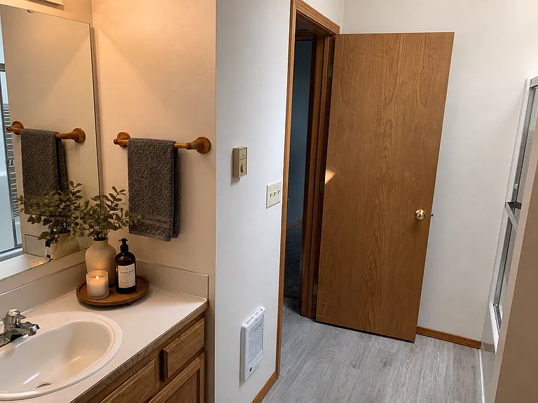 3408C Cascade Loop — Photo 7