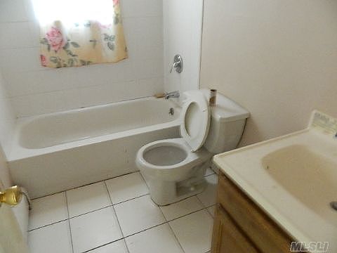 3rd image of 100 S 25th St