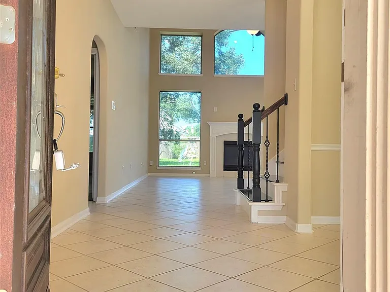 2134 Hill Canyon Ct — Photo 4