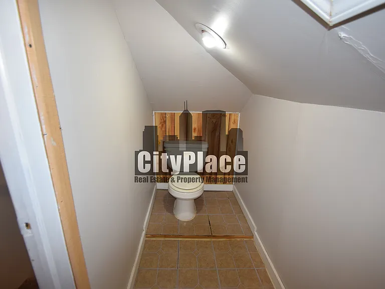 137 S Catherwood Ave — Photo 19