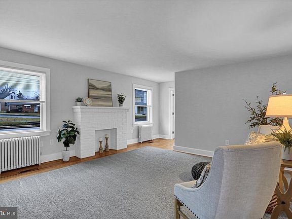 5th image of 300 Boundary Ave