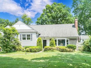 127 Morris Ln S, Scarsdale, NY 10583