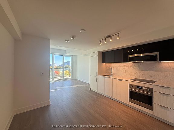 2nd image of 306 Jarvis St #912