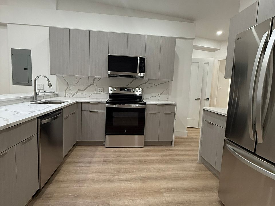 1st image of 544 6th Ave #5
