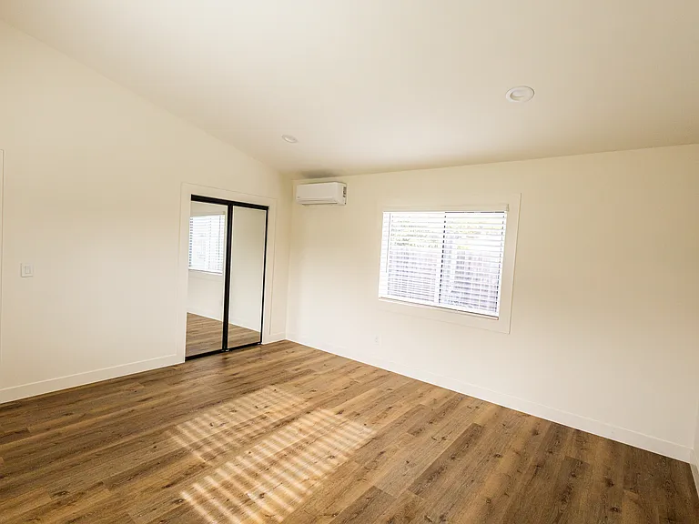 5523 W 119th Pl — Photo 9