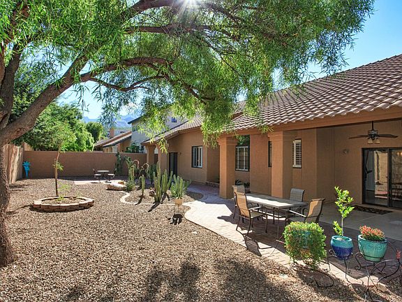 5th image of 1471 E Sonoran Desert Dr