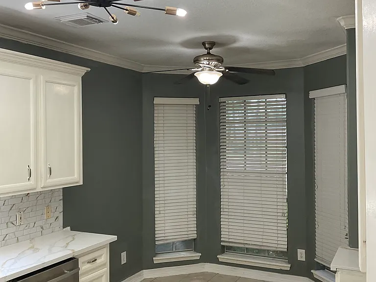 10610 Mills Way — Photo 7