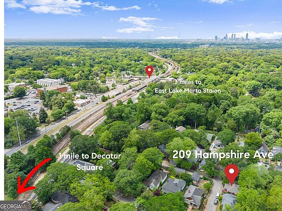 2nd image of 209 Hampshire Ave