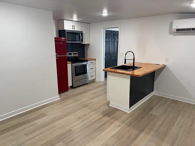 18 Palm Ave #B — Photo 4