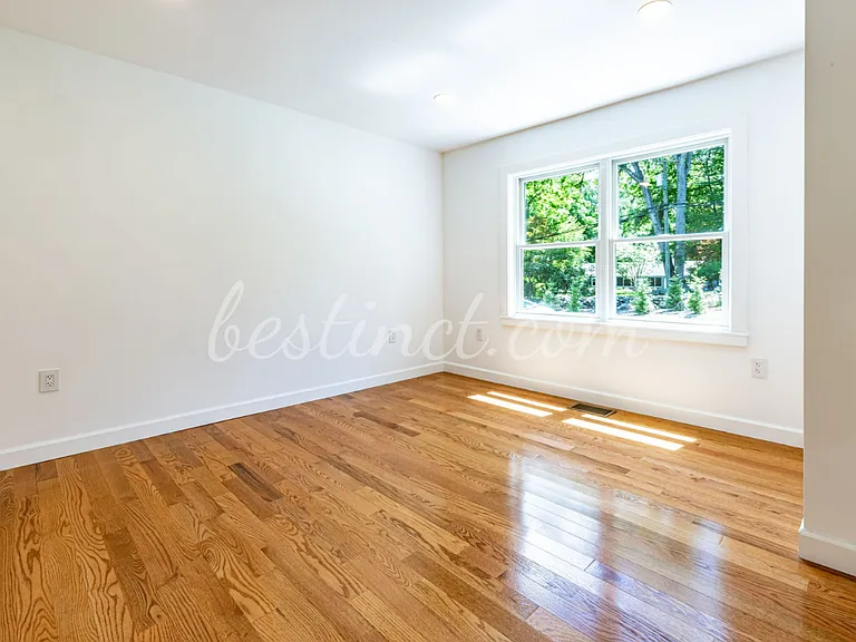 133 Jelliff Mill Rd — Photo 25