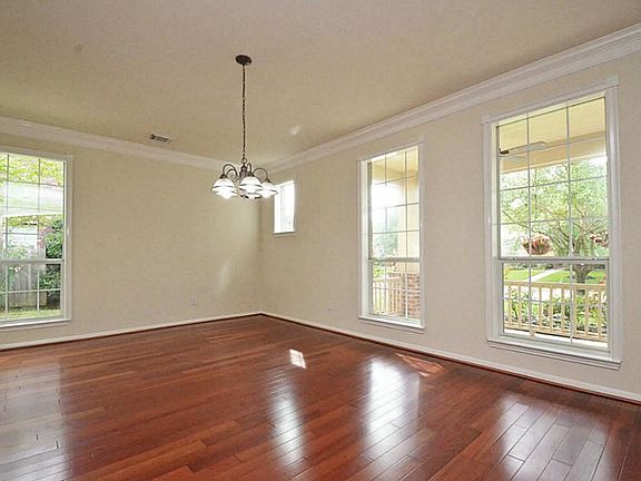 5th image of 2815 Feather Glen Ct