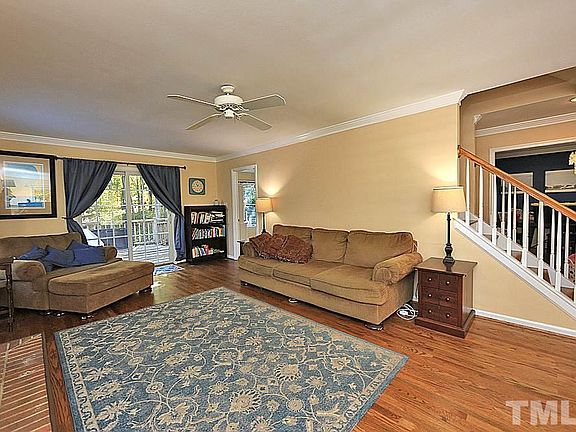5th image of 437 Tall Oaks Dr