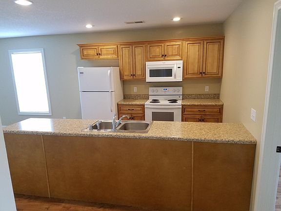 2nd image of 2102 Bambi Ln #2102