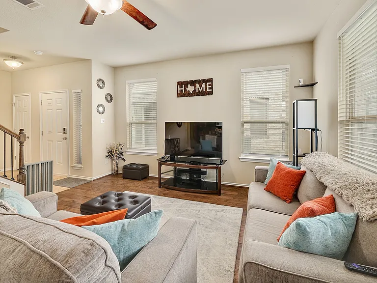 2105 Town Centre Dr #48 — Photo 6