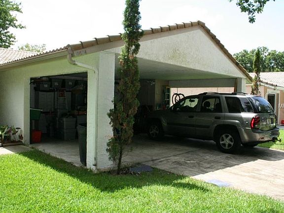 3rd image of 10624 Bellflower Ct
