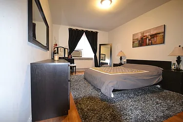 Rented by Silverstein Collection LLC 