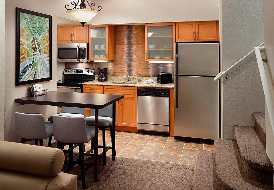 Fusion Buckhead - Kitchen