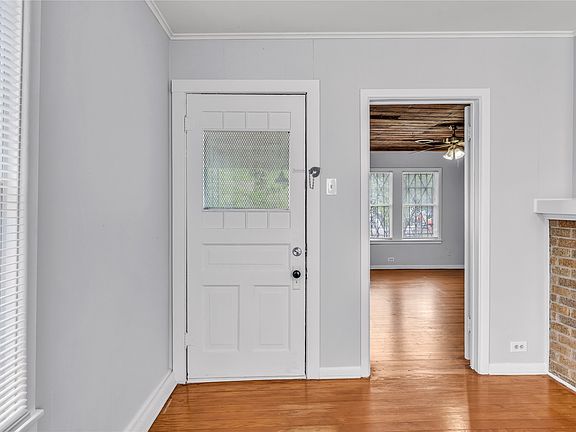 5th image of 3500 N 21st St