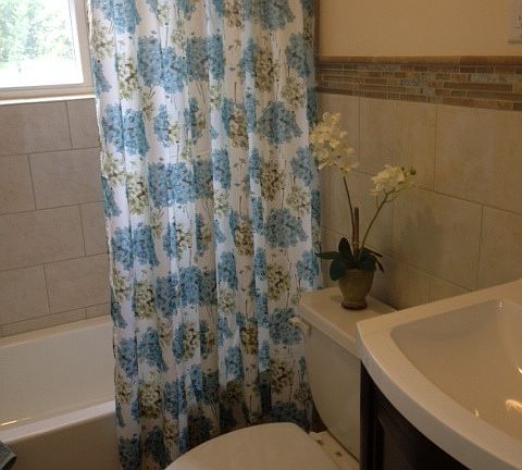 4th image of 32 Jane Dr