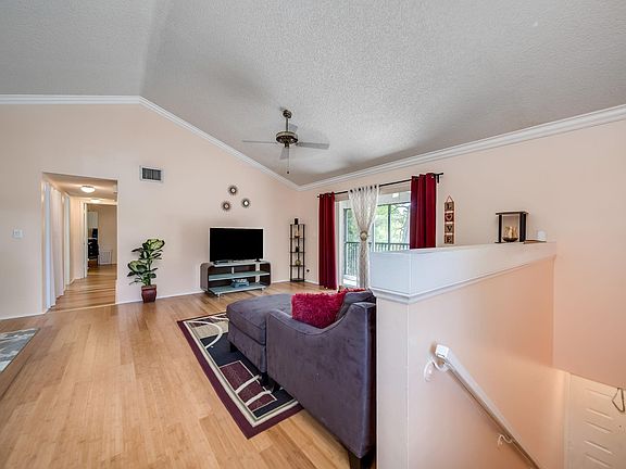 3rd image of 3089 N Oakland Forest Drive #204
