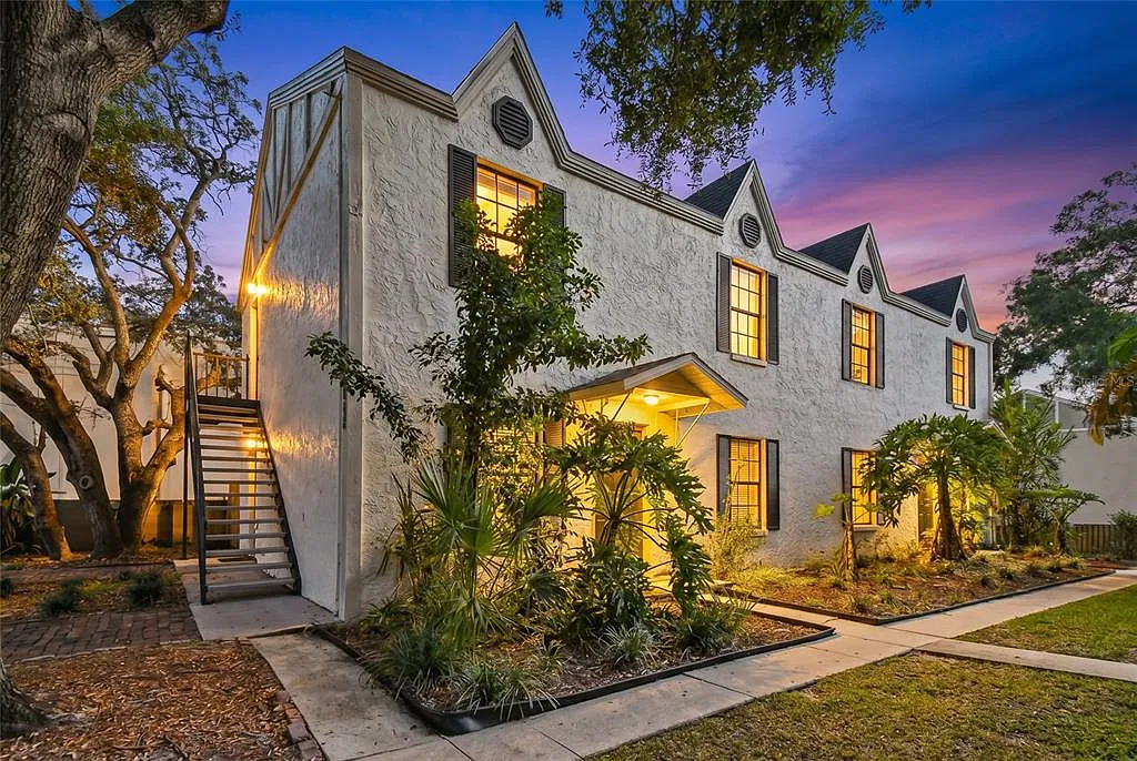 2 bed, 1.0 bath, 850 sqft, $1,650 — Photo 1