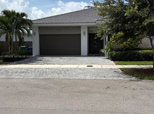 Venetian Parc, Miami, FL 33187