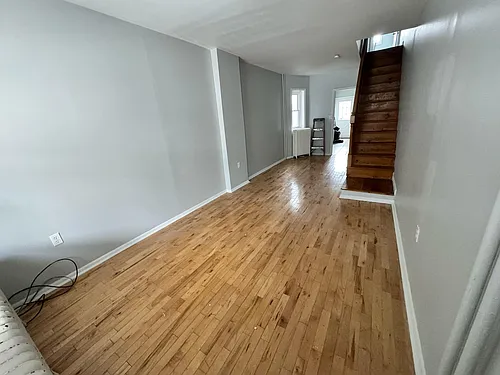 330 Kline St Photo 1