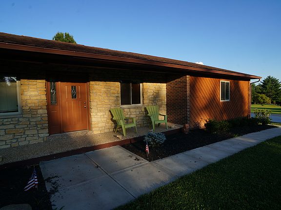 5th image of 17688 Lexington Dr