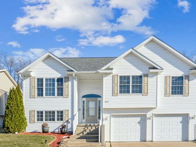 6737 Brookview Ln, Davenport, IA, 52806