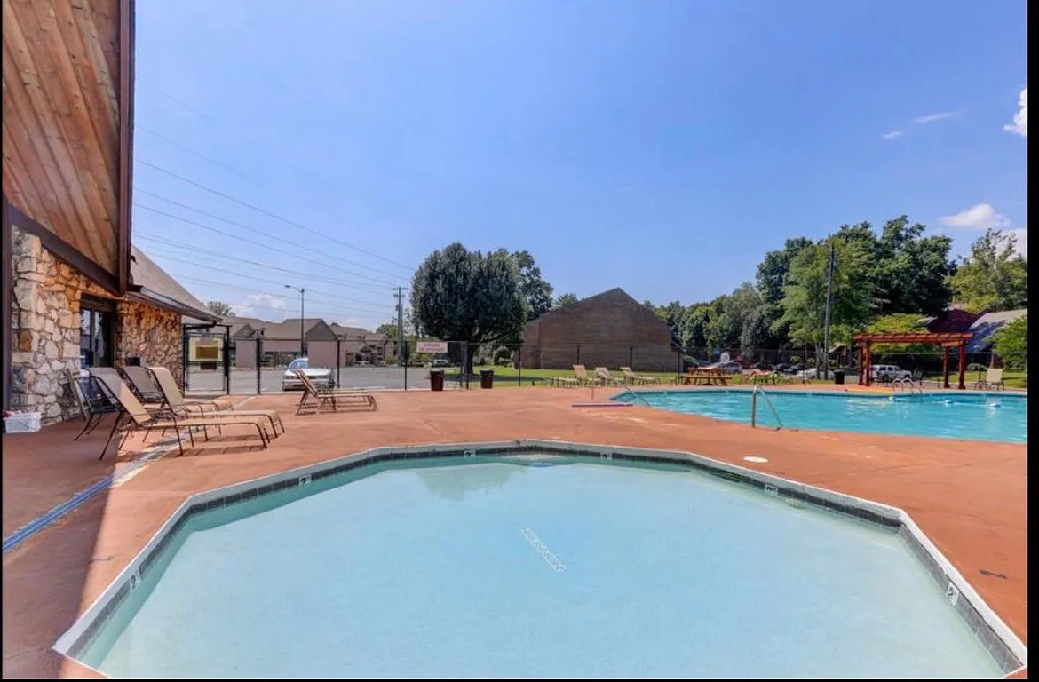 Building Photo - 8532 Madrid Ct