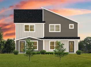 929 River Rd, Fort Worth, TX 76114